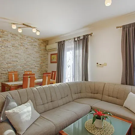 3 Bedroom In Čavle